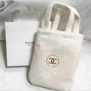 GWP Chanel White Wool Mini Tote with gold CC Logo
